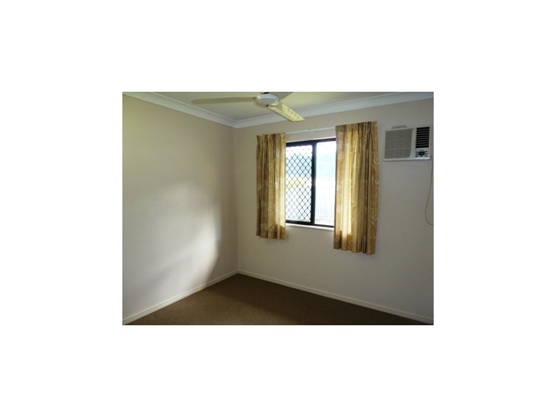 8 Timberlea Drive East, Bentley Park QLD 4869