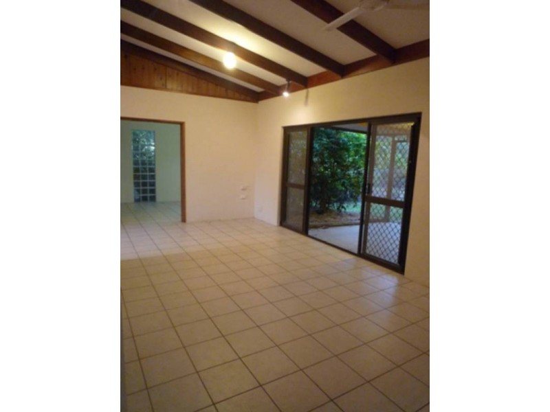 15 Corinda Close, Trinity Beach QLD 4879