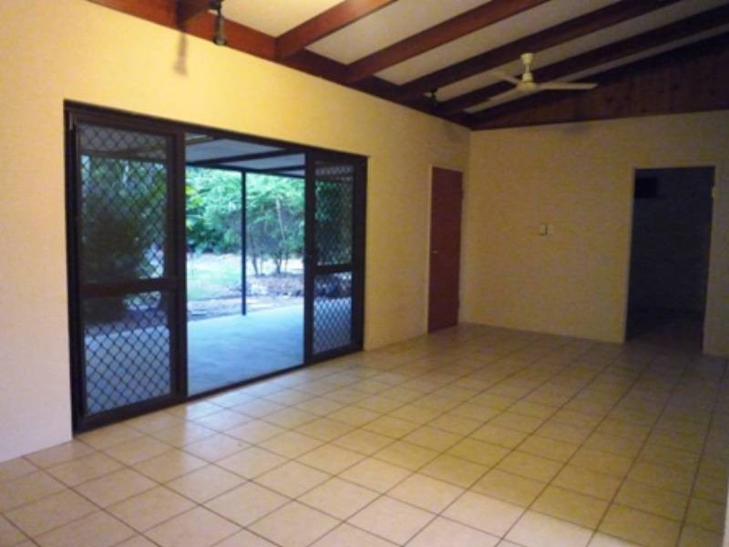 15 Corinda Close, Trinity Beach QLD 4879