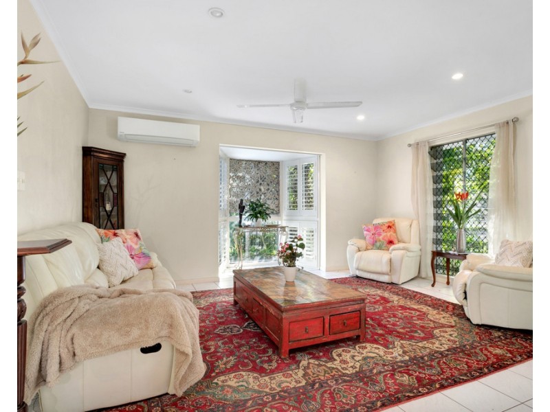 3 Oliva Street, Palm Cove QLD 4879