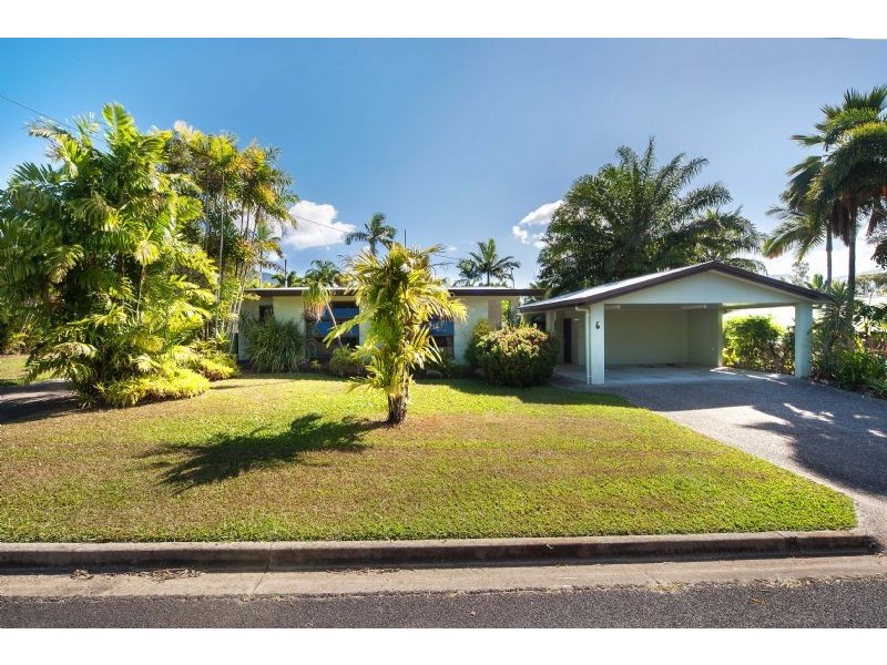 Trinity Beach QLD 4879