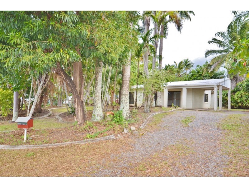 9 Dromana Close, Kewarra Beach QLD 4879