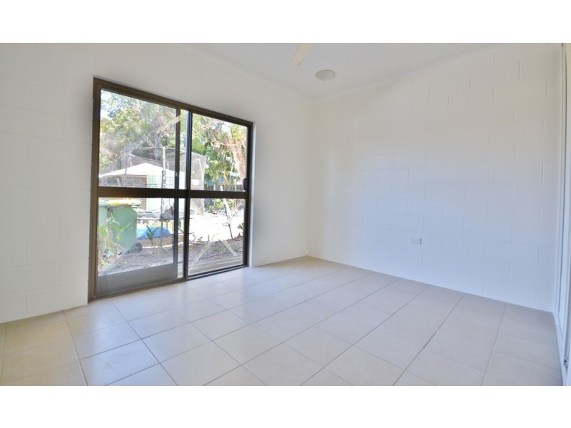 9 Dromana Close, Kewarra Beach QLD 4879