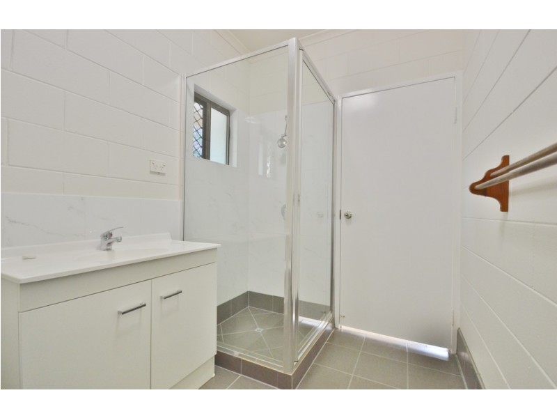 9 Dromana Close, Kewarra Beach QLD 4879
