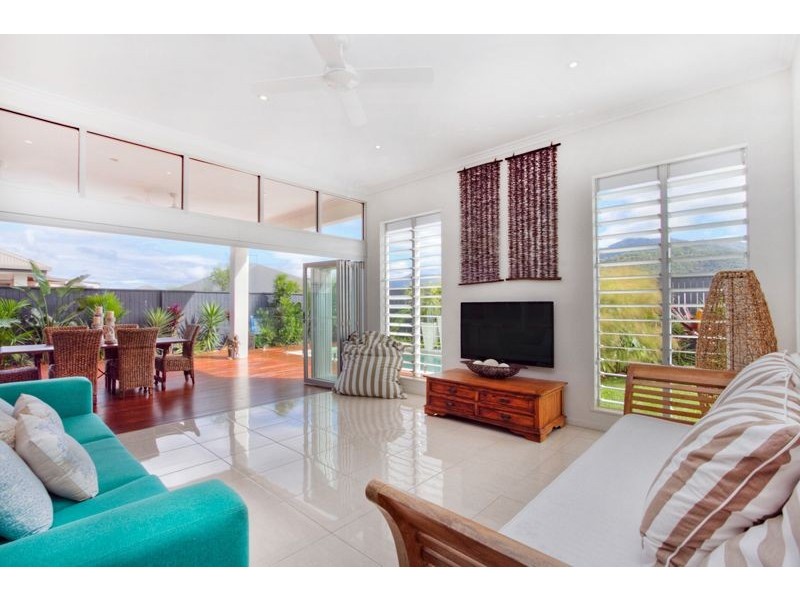 24 Catamaran Circuit, Trinity Beach QLD 4879