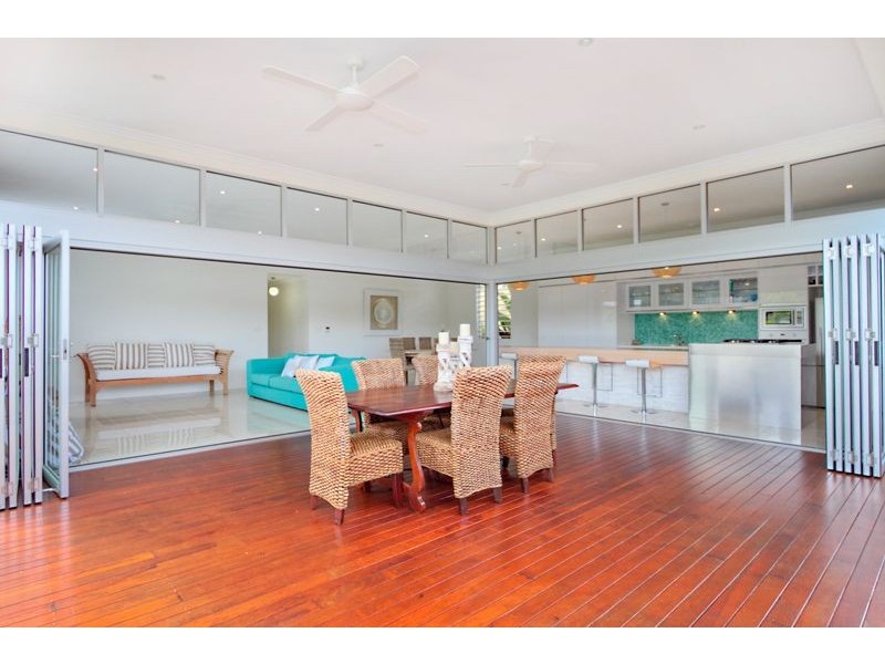 24 Catamaran Circuit, Trinity Beach QLD 4879