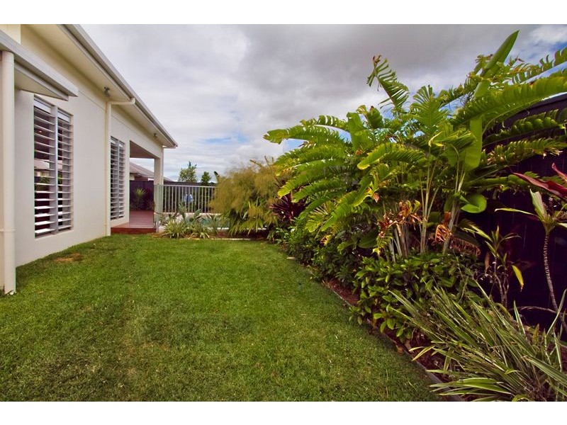 24 Catamaran Circuit, Trinity Beach QLD 4879