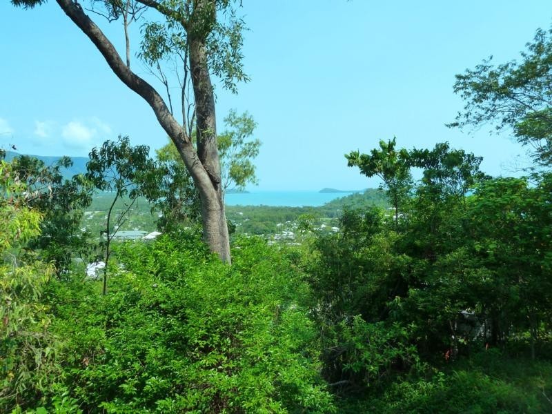 2/7a Tari Place, Trinity Beach QLD 4879