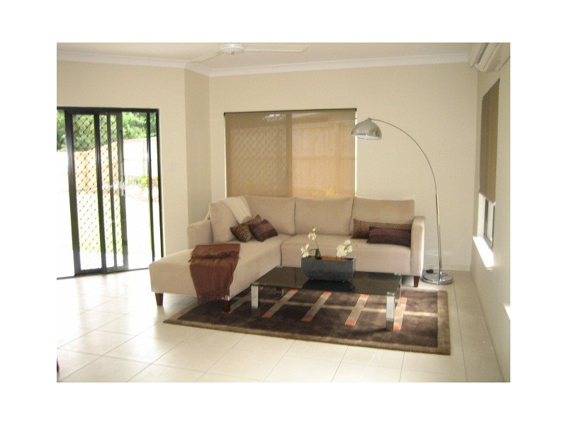 22 seclusion Drive, Palm Cove QLD 4879