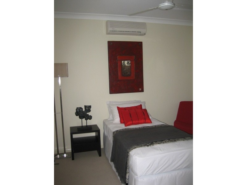 22 seclusion Drive, Palm Cove QLD 4879
