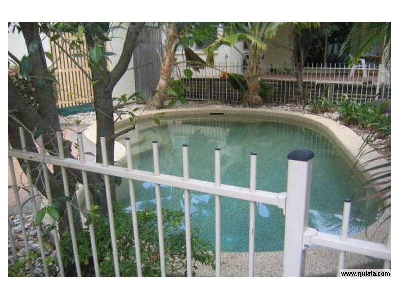 10/5-7 Oyster Court, Trinity Beach QLD 4879