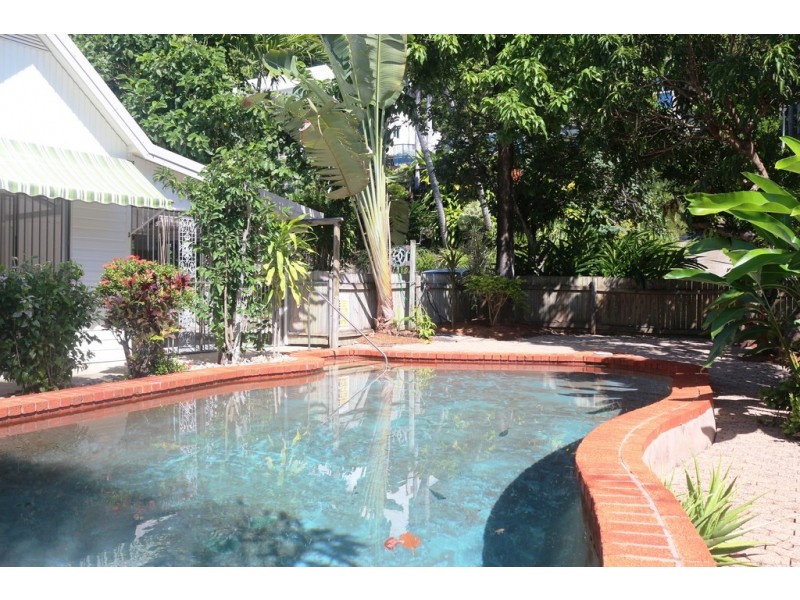 2 Possum Street, Trinity Beach QLD 4879