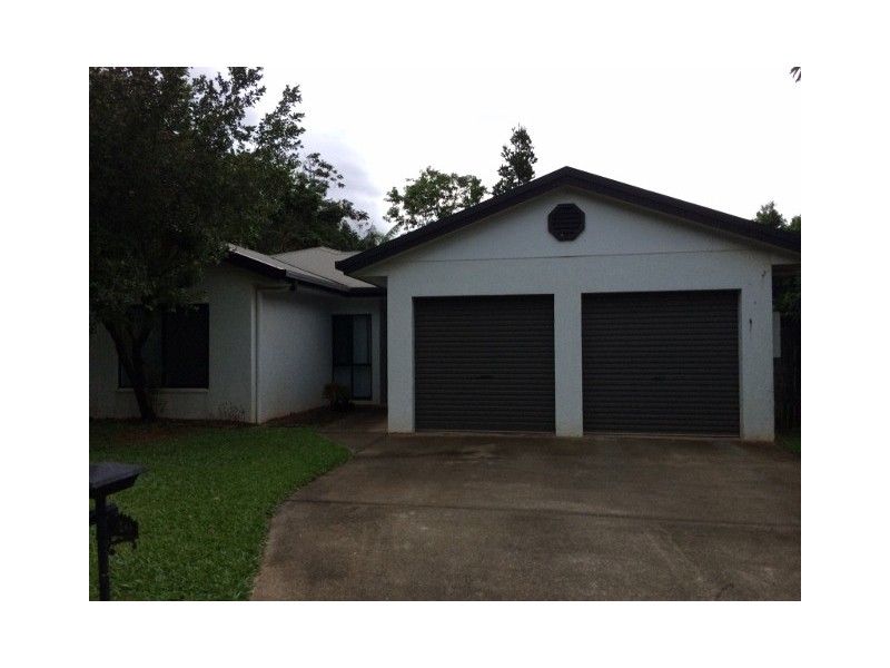 40 Daphne Drive, Redlynch QLD 4870