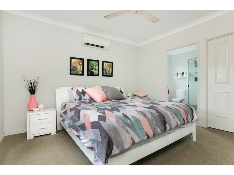 127 Roberts Drive, Trinity Beach QLD 4879