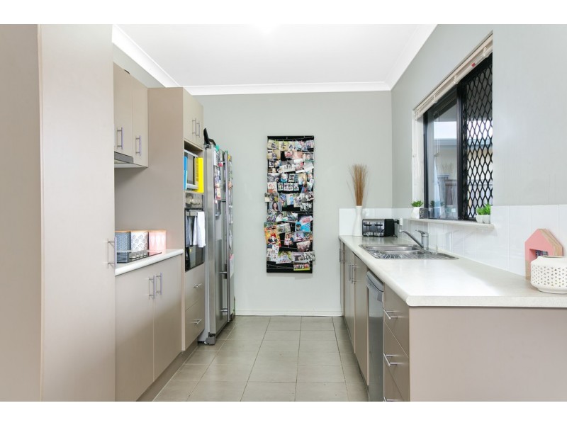 127 Roberts Drive, Trinity Beach QLD 4879