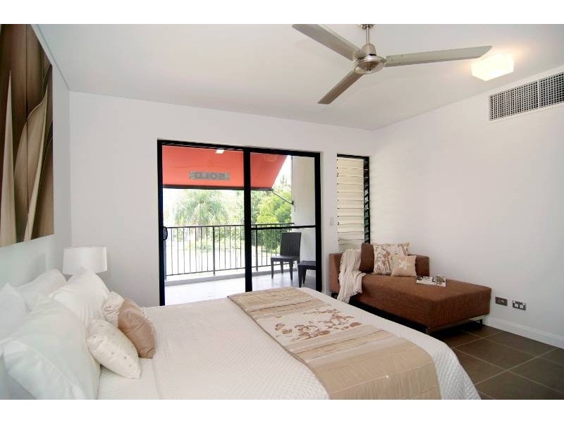 Trinity Beach QLD 4879