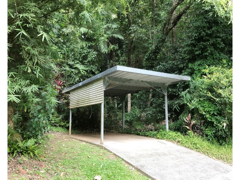 22-24 Cascade Drive, Redlynch QLD 4870