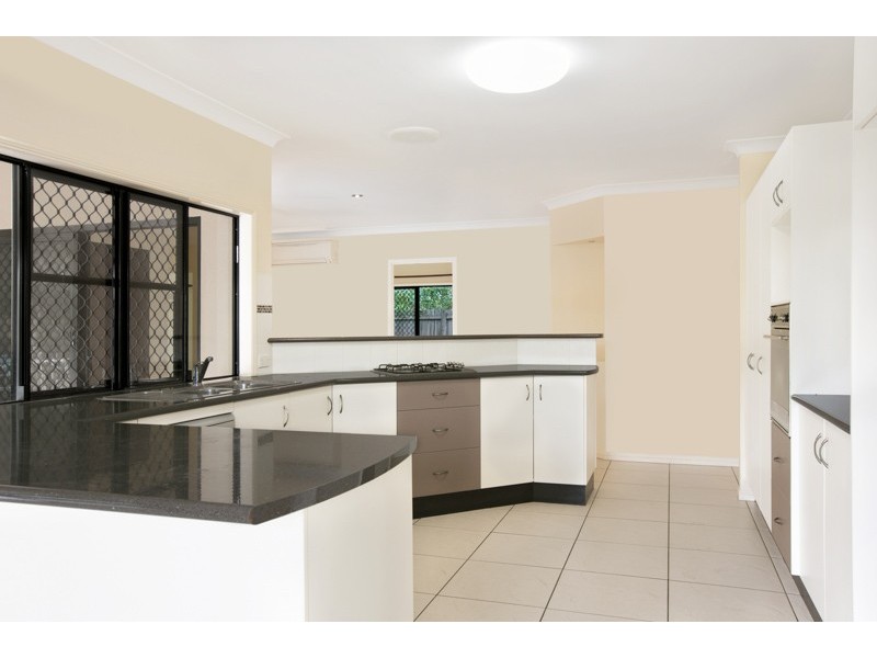 17 Vetiver Street, Trinity Park QLD 4879