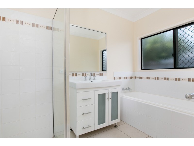 17 Vetiver Street, Trinity Park QLD 4879