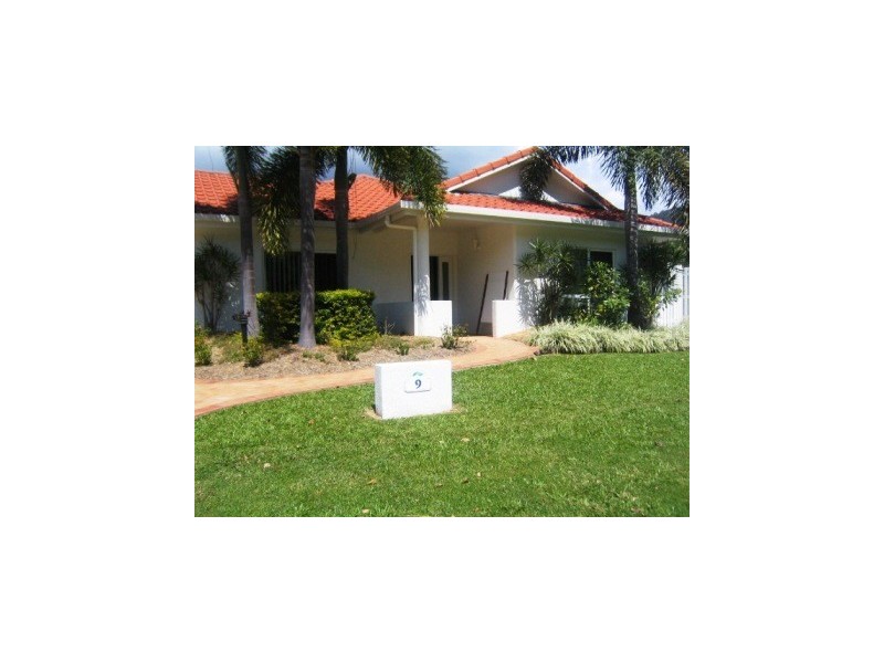 9 Stream Avenue, Kewarra Beach QLD 4879