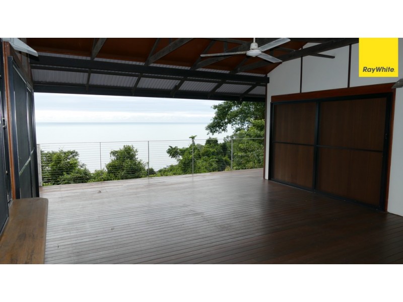 25 Tari Place, Trinity Beach QLD 4879