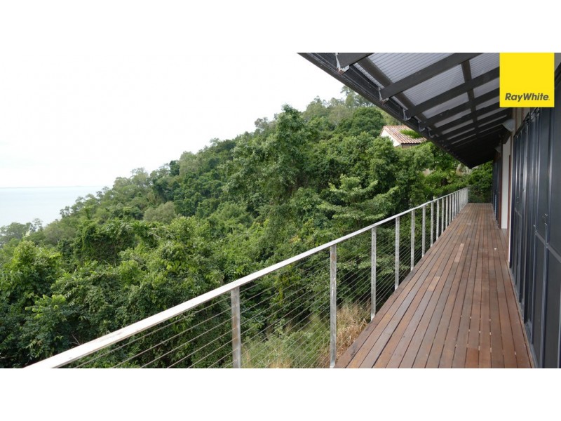 25 Tari Place, Trinity Beach QLD 4879