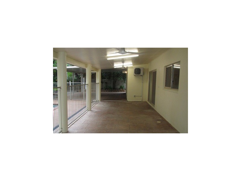 11 Miara Close, Kewarra Beach QLD 4879