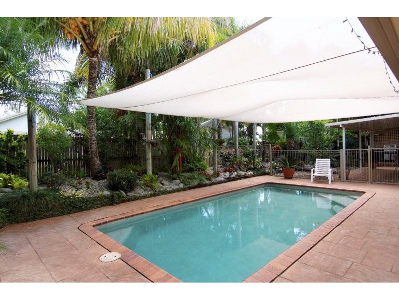 11 Miara Close, Kewarra Beach QLD 4879