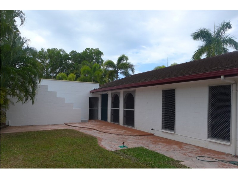 55 Kewarra Street, Kewarra Beach QLD 4879