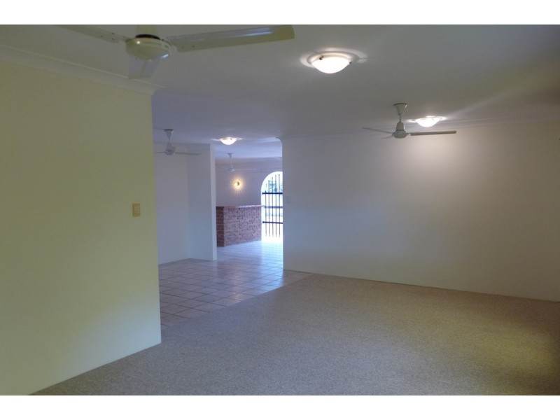 55 Kewarra Street, Kewarra Beach QLD 4879