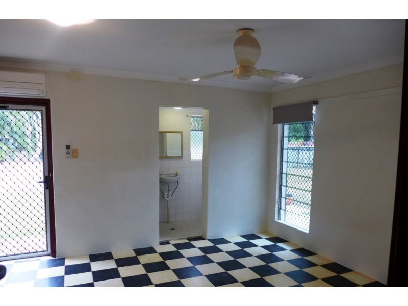 55 Kewarra Street, Kewarra Beach QLD 4879