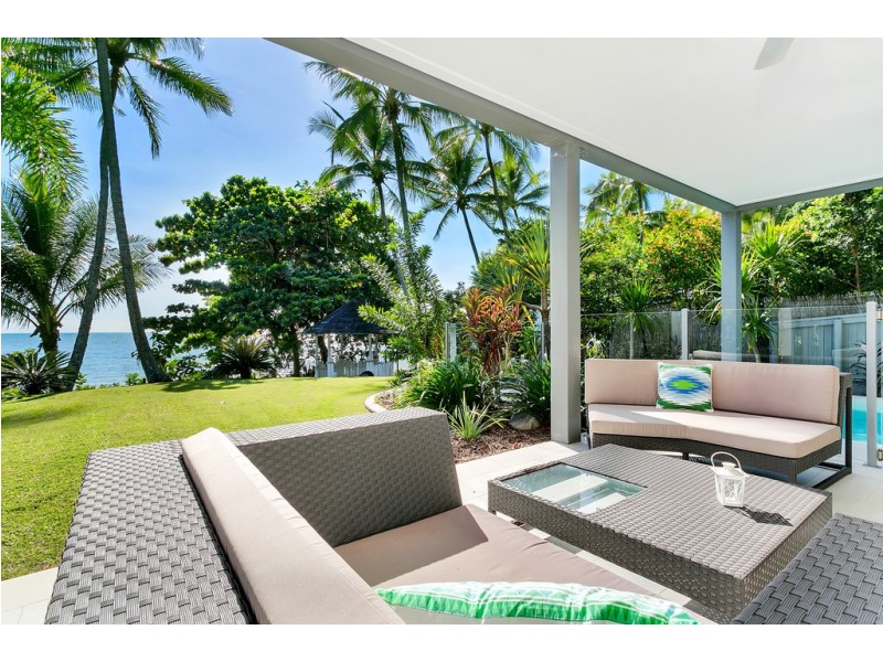 2 Peacock Street, Trinity Beach QLD 4879