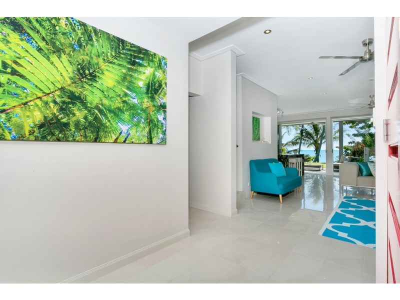 2 Peacock Street, Trinity Beach QLD 4879