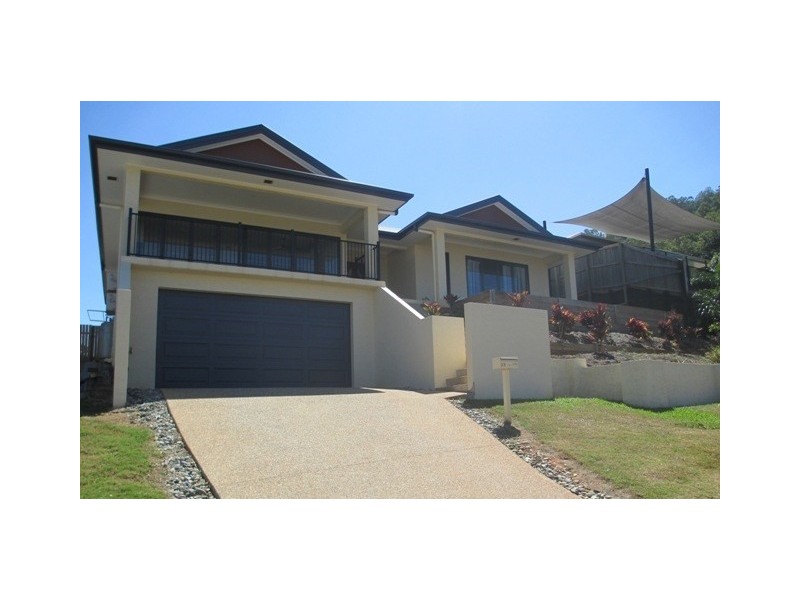 33 Catamaran Circuit, Trinity Beach QLD 4879