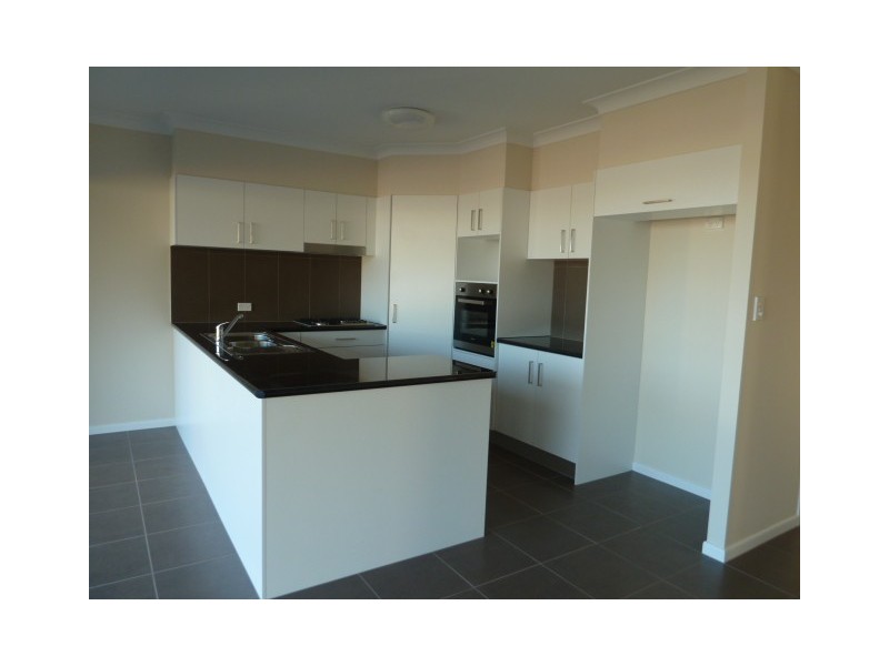 33 Catamaran Circuit, Trinity Beach QLD 4879