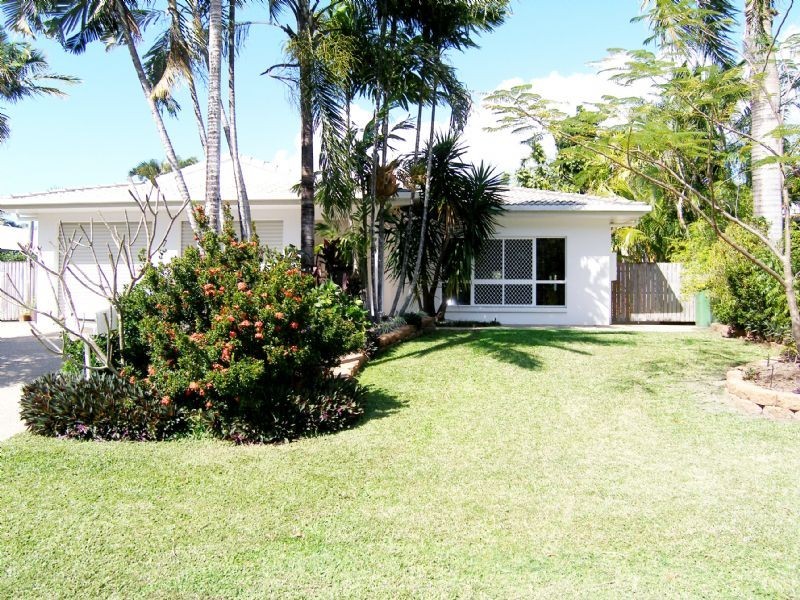 7 Ilse Close, Clifton Beach QLD 4879