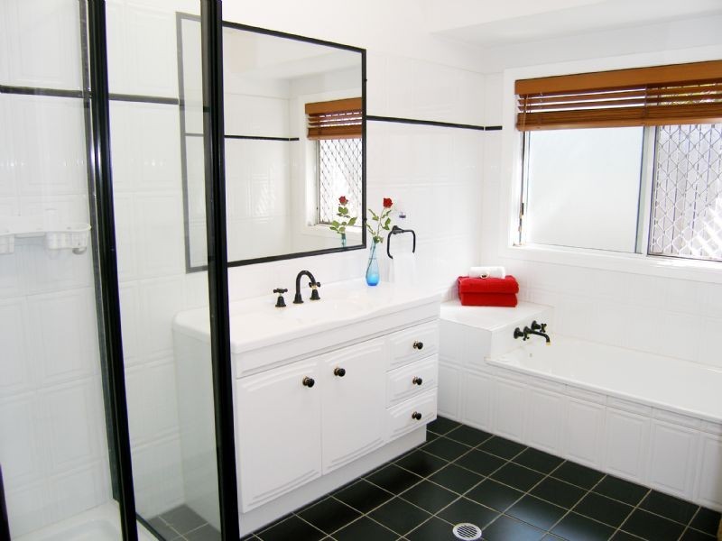 7 Ilse Close, Clifton Beach QLD 4879