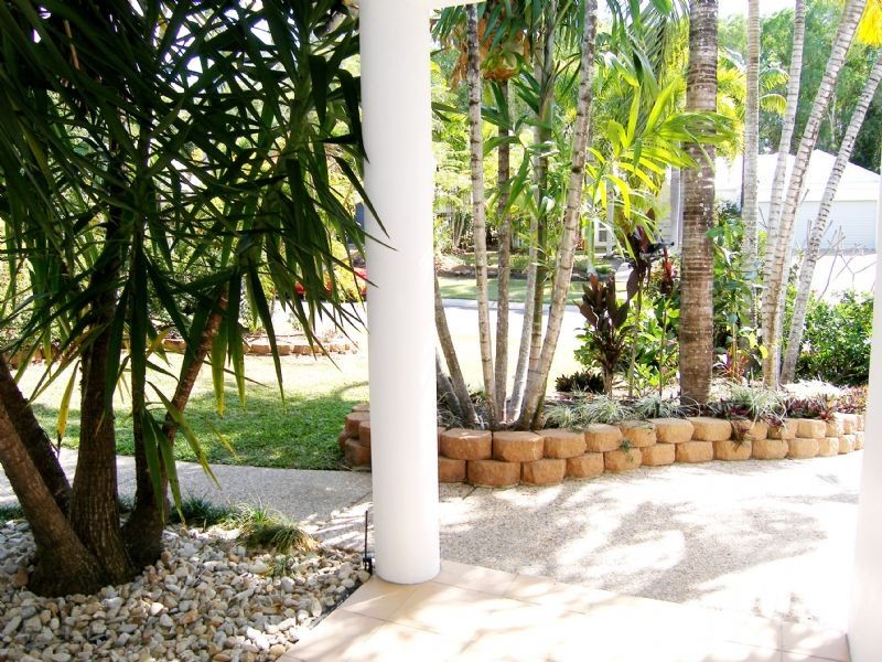 7 Ilse Close, Clifton Beach QLD 4879