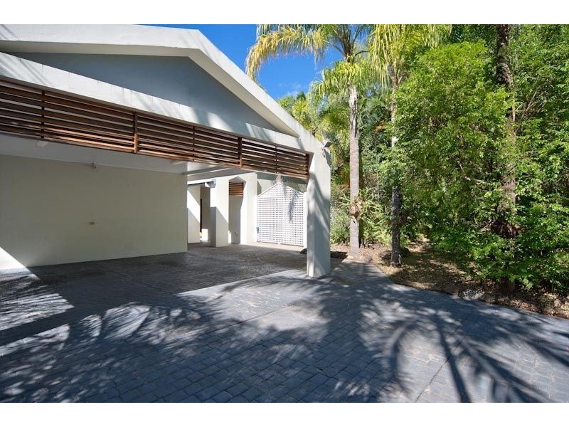 24 Beaver Street, Clifton Beach QLD 4879