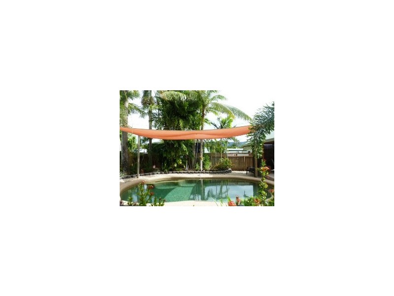 7 Connemara Close, Trinity Beach QLD 4879