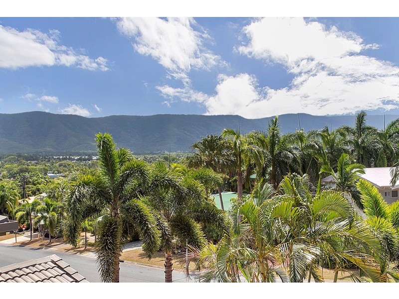 Trinity Beach QLD 4879