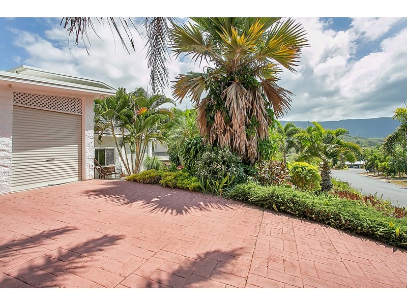 Trinity Beach QLD 4879