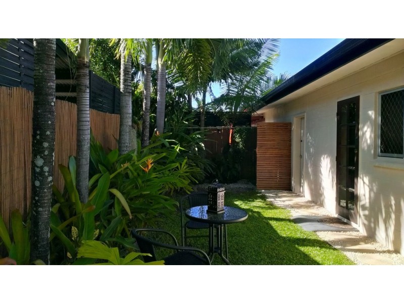 1/7 Corinda Close, Trinity Beach QLD 4879