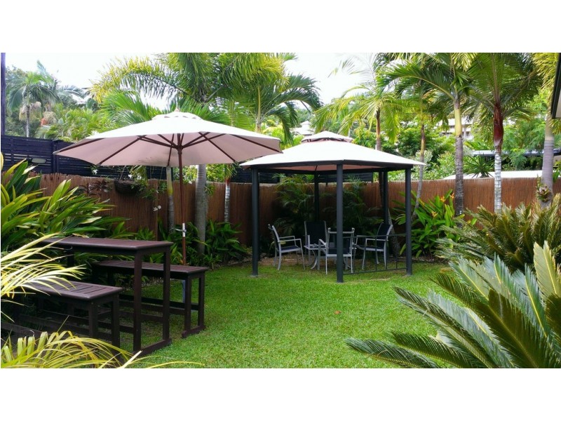 1/7 Corinda Close, Trinity Beach QLD 4879