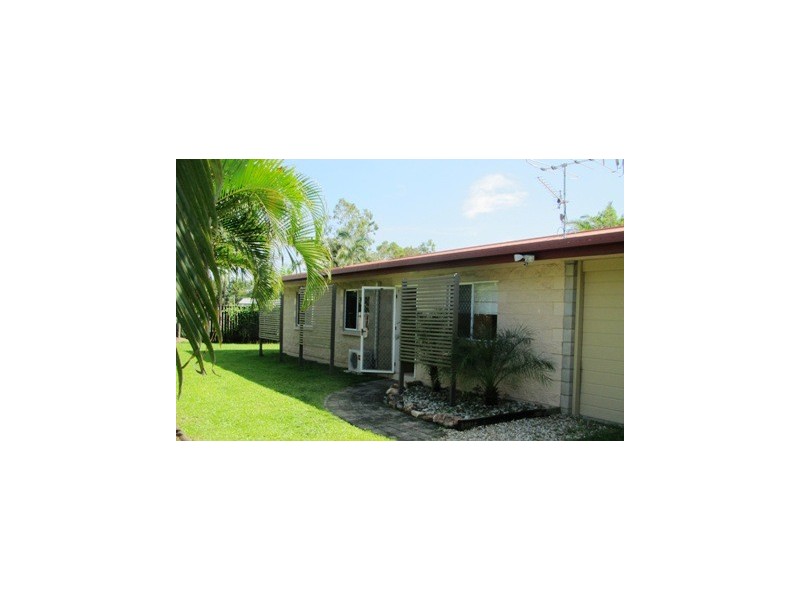 2/2 Strombus, Trinity Beach QLD 4879