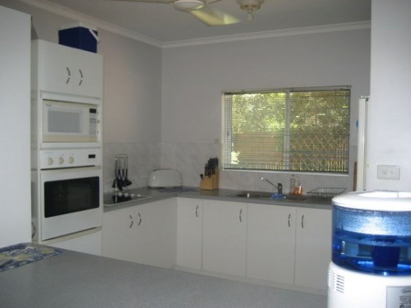 2/97 Moore Street, Trinity Beach QLD 4879
