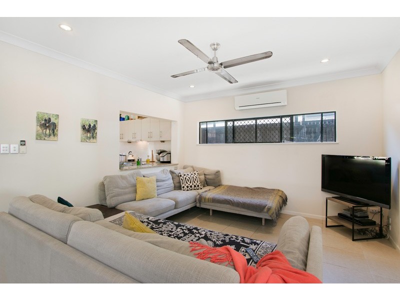 5 Corinda Close, Trinity Beach QLD 4879