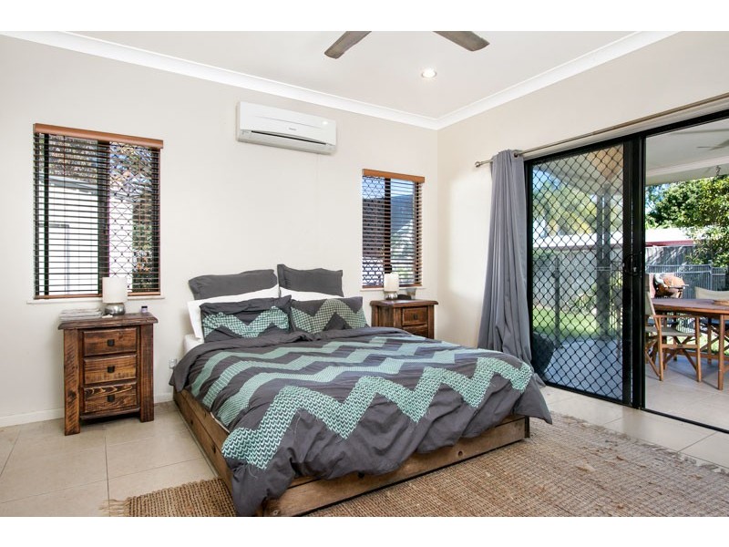 5 Corinda Close, Trinity Beach QLD 4879