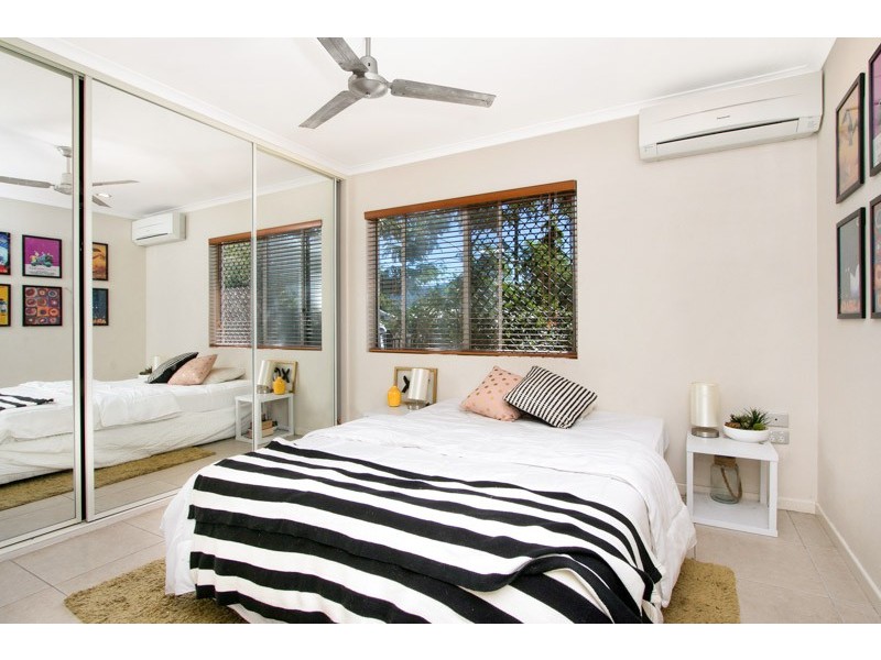 5 Corinda Close, Trinity Beach QLD 4879