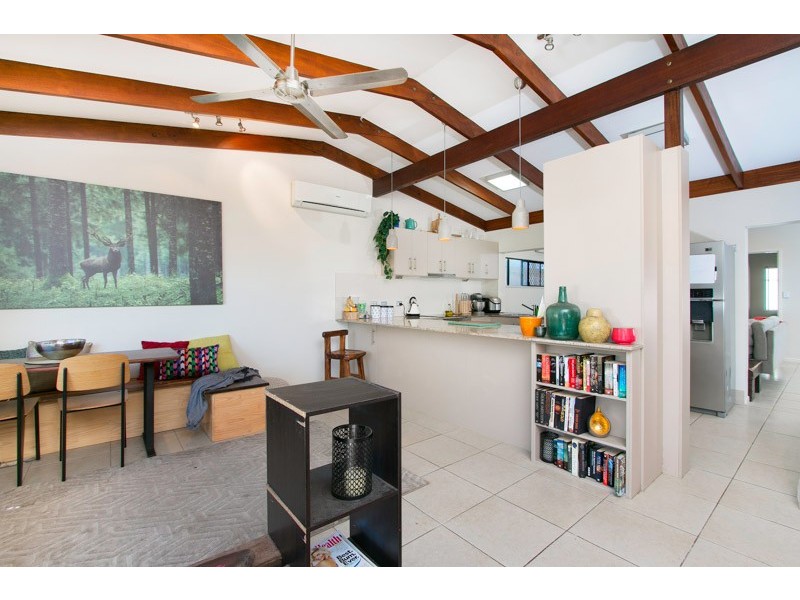 5 Corinda Close, Trinity Beach QLD 4879